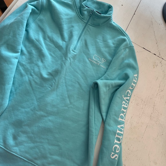 Sweatshirt - Picture 2 of 3